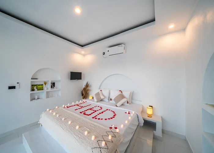 Hotel Under Hill Bali