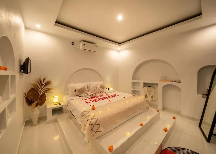 Hotel Under Hill Bali 5*
