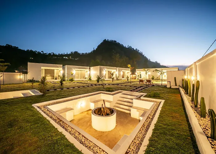 Hotel Under Hill Bali